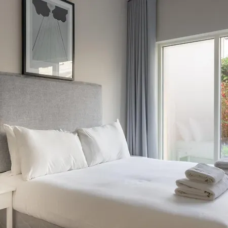 Guestready - Contemporary In