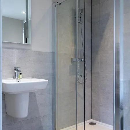 Guestready - Contemporary In