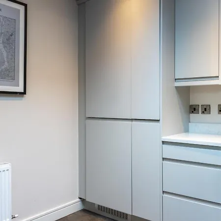 Guestready - Contemporary In *